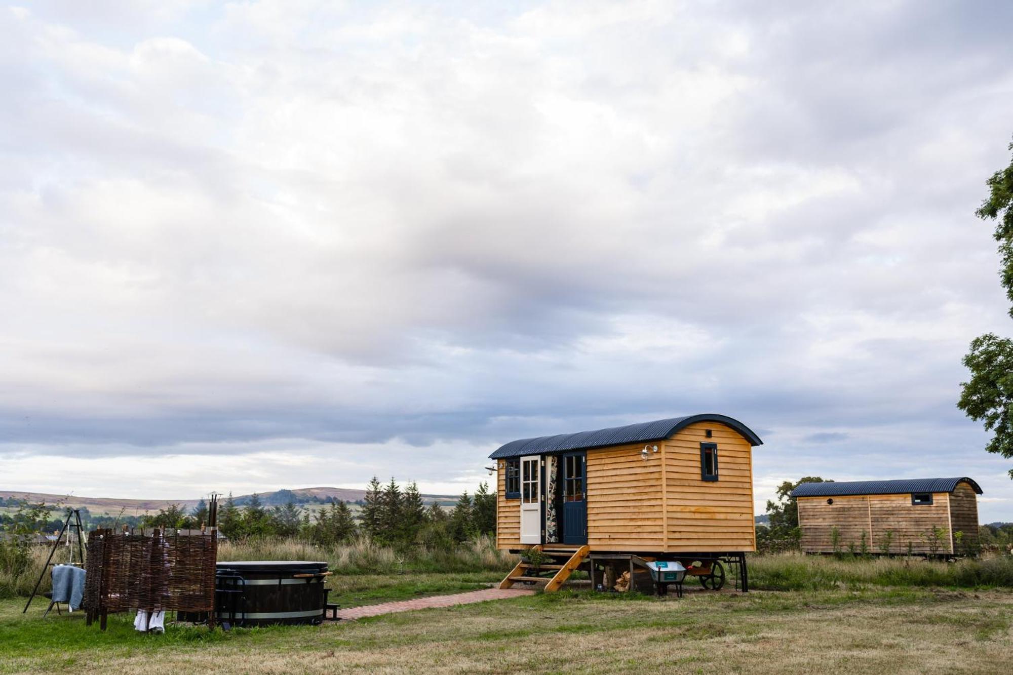 Toadland Shepherd Huts Durham Eksteriør bilde