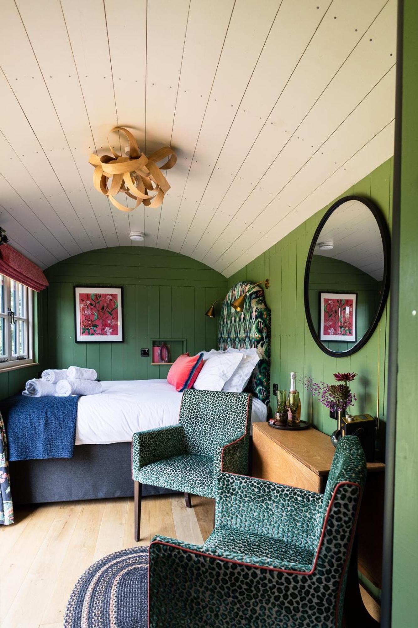 Toadland Shepherd Huts Durham Eksteriør bilde