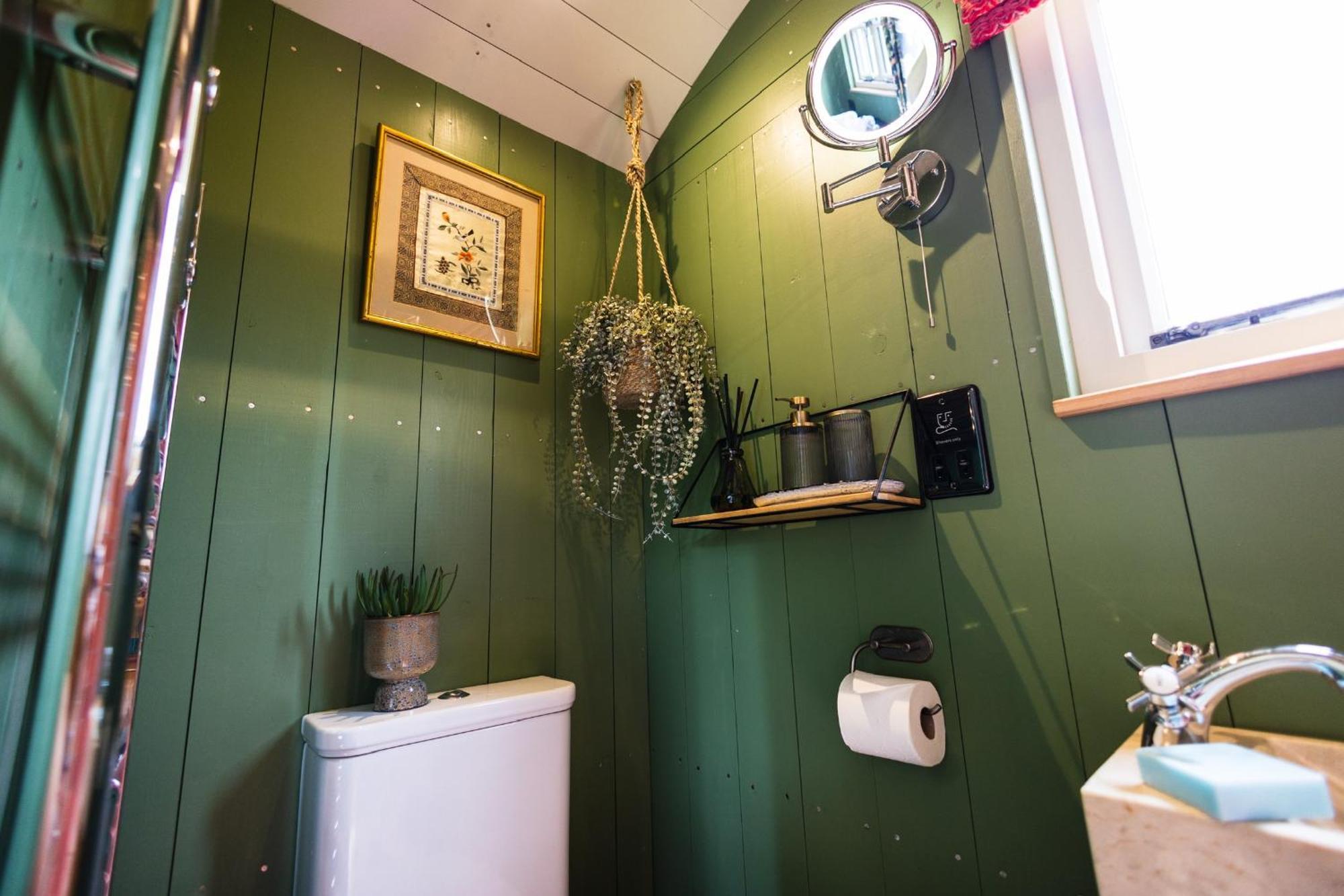 Toadland Shepherd Huts Durham Eksteriør bilde