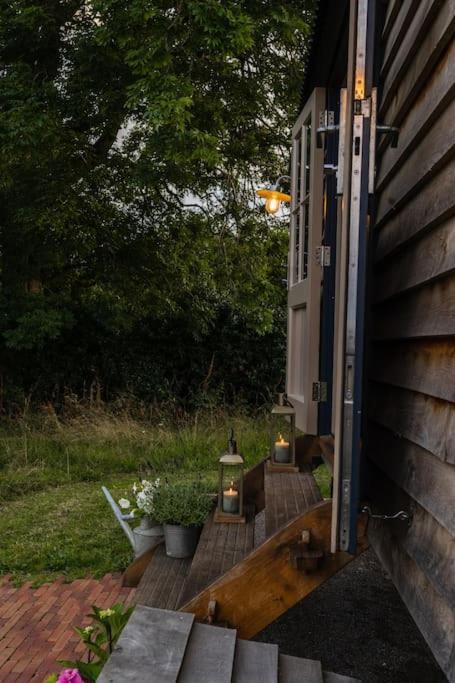 Toadland Shepherd Huts Durham Eksteriør bilde