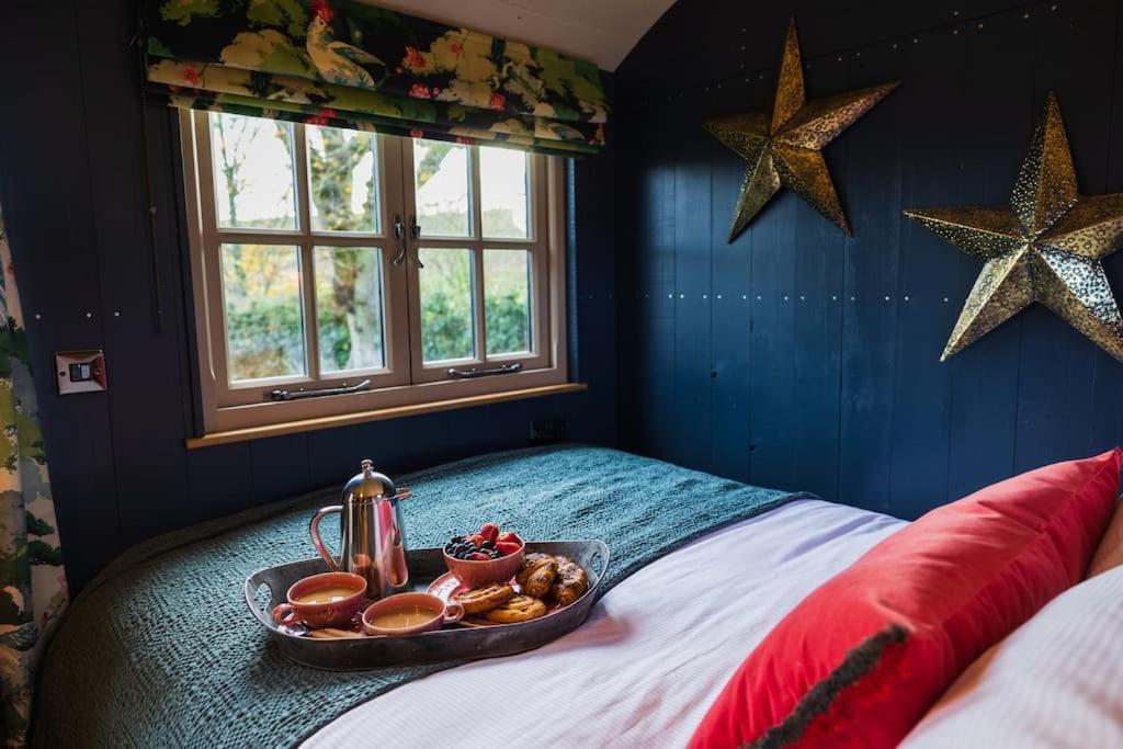 Toadland Shepherd Huts Durham Eksteriør bilde